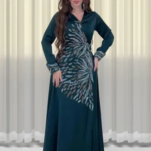 Abaya de Soirée "  Satinée avec Broderies Cristallines