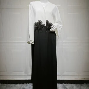 Abaya Bicolore Chic Paris - Robe Orientale Noir et Blanc pour France, Dubaï, Maroc, Algérie et Belgique