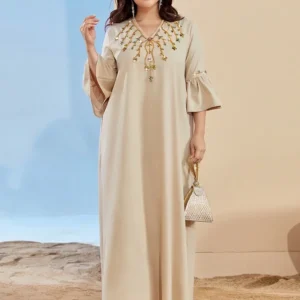 Abaya Moderne Beige  Brodée et Perlée "Lina"