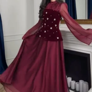 Caftan Moderne Bordeaux en Velours Perlé –  Bi-Matière avec Manches Mousseline
