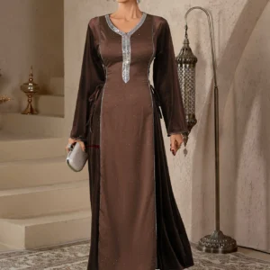 Caftan Velours Chocolat Paris - Robe de Soirée Scintillante pour France, Dubaï, Maroc, Algérie, Belgique et Canada